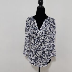 Dynamite Navy and White Floral Blouse